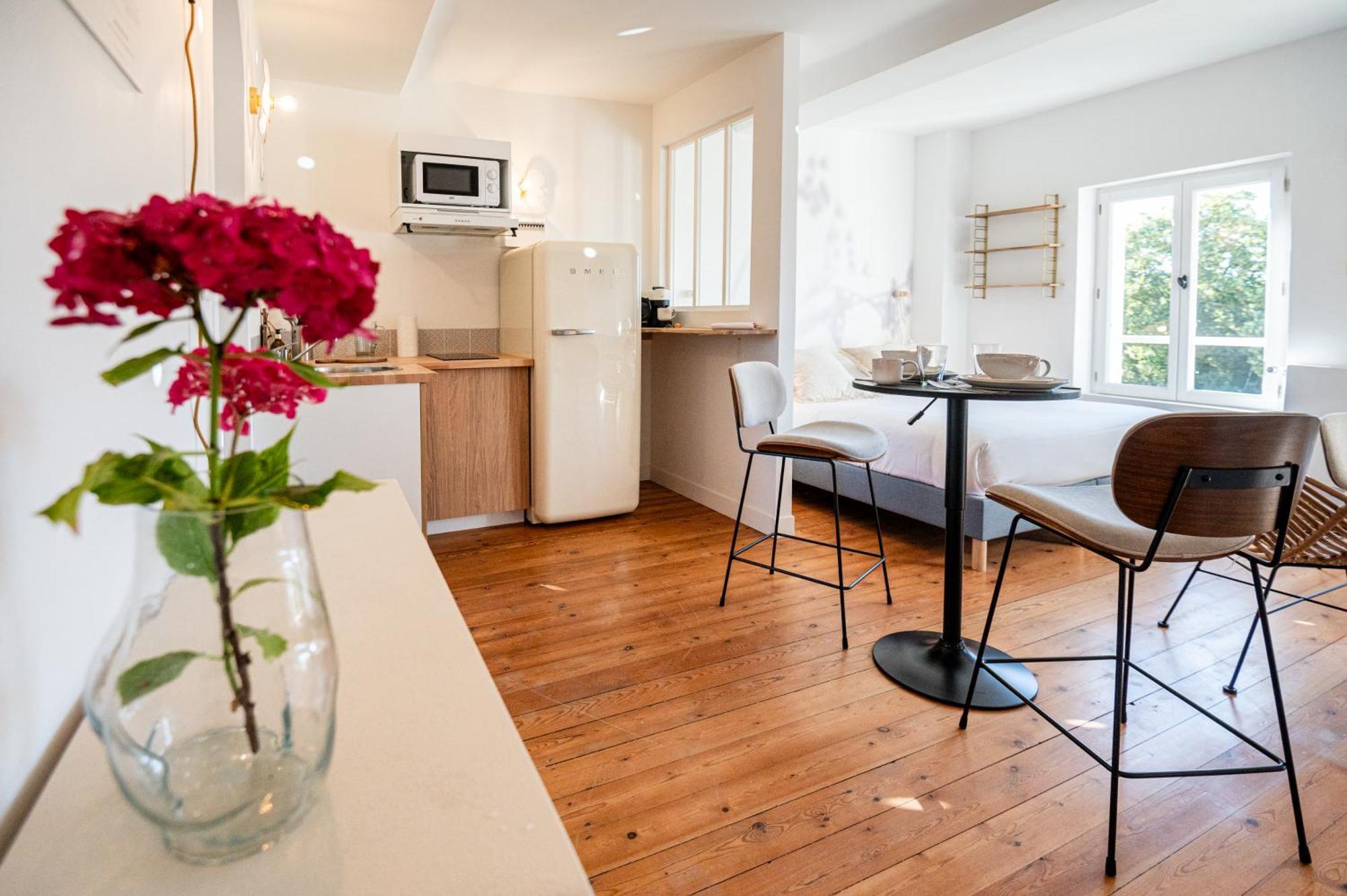 Villa Robs - Appartements Tout Confort, Tv Connectee, Haut Debit, Localisation Ideale - Courts Sejours & Affaires カーン エクステリア 写真